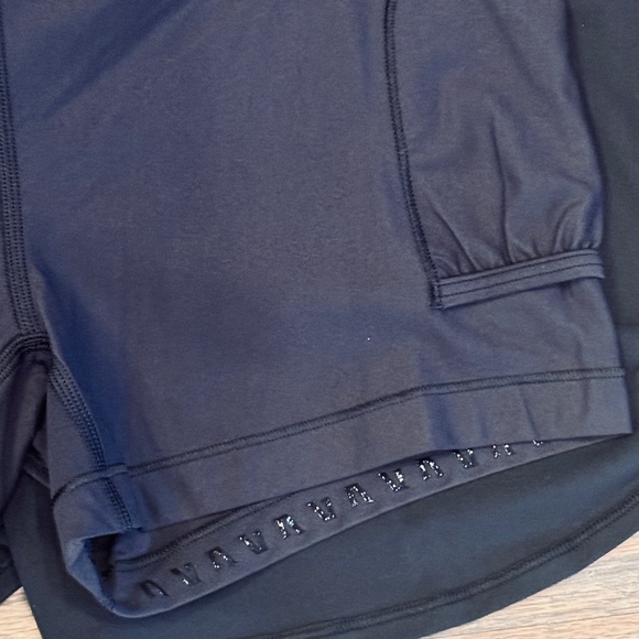 Vuori Baseline Women's Black Tennis Skirt - Picture 7 of 10